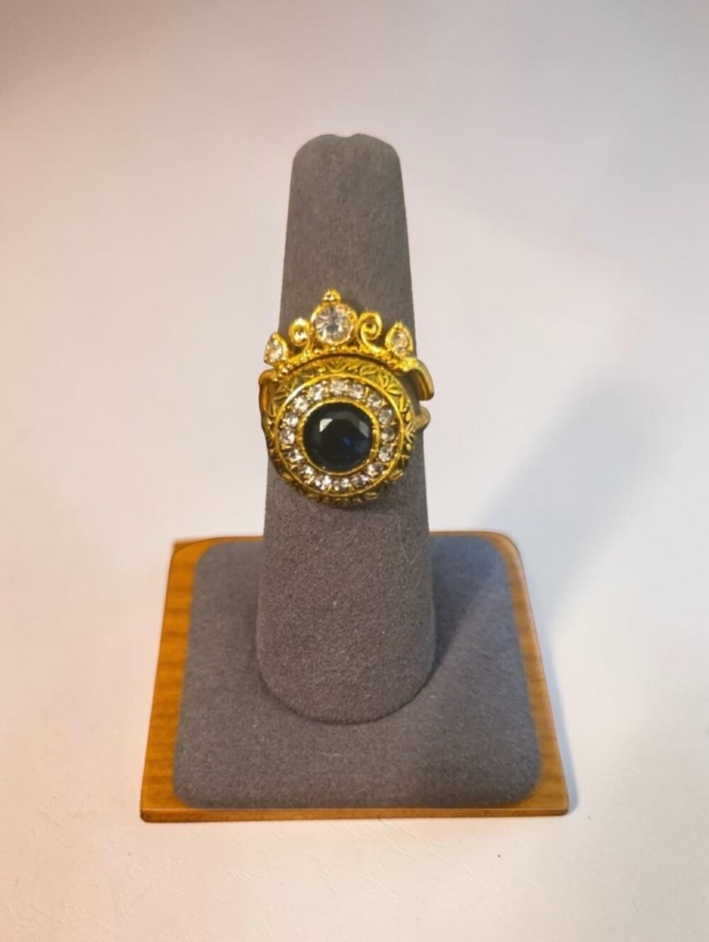Nwt Sassified Gold-Tone Cocktail Ring with Blue Center and Clear Rhinestones - Picture 3 of 3